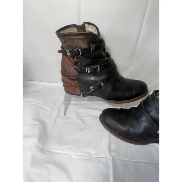 Freebird by Steven Crue boot black Leather Ankle Strap Zip Distress Size 11 - Picture 3 of 16